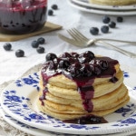 Mmmm. A low carb blueberry topping that can be jazzed up by adding a few quick ingredients. | lowcarbmaven.com